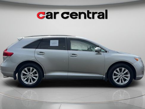 Used 2015 Toyota Venza LE AWD/4WD image 7