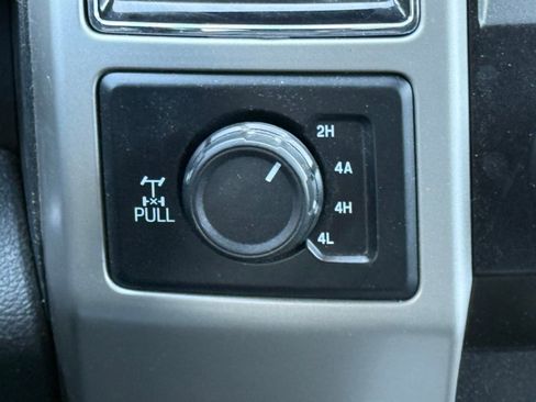 Used 2019 Ford F150 Lariat w/ Equipment Group 502A Luxury image 24