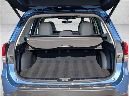 Used 2024 Subaru Forester Premium AWD/4WD image 6