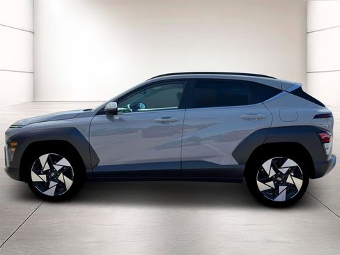 New 2026 Hyundai Kona Limited FWD image 3