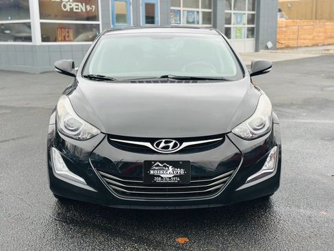 Used 2014 Hyundai Elantra Limited w/ Option Group 03 image 2