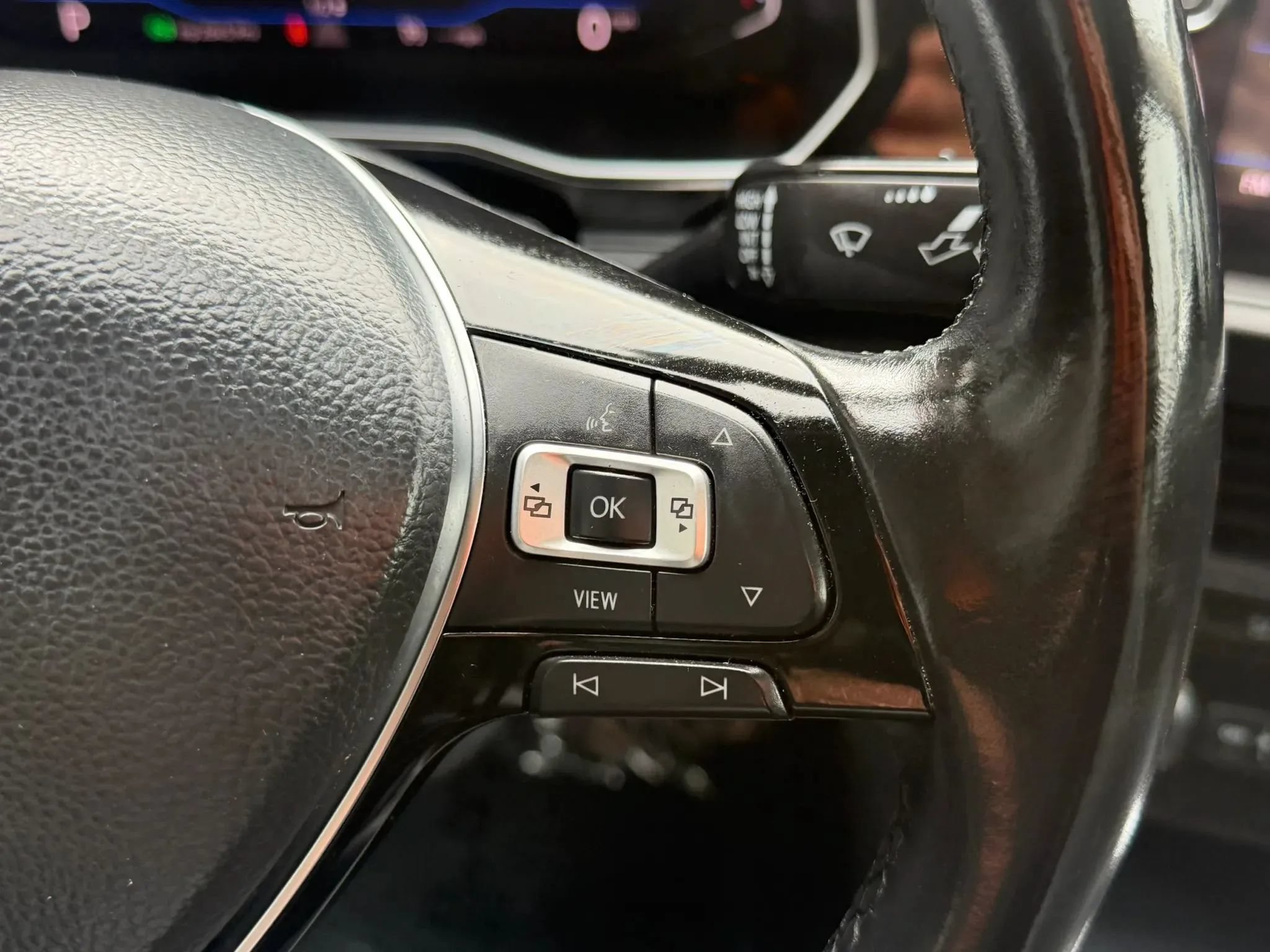 Used 2019 Volkswagen Jetta SEL FWD image 24