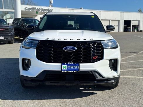 Used 2025 Ford Explorer ST AWD/4WD image 10
