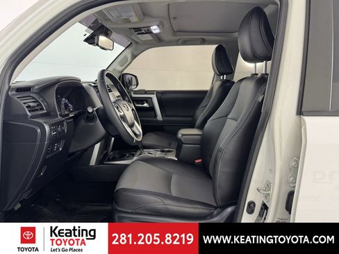 Used 2023 Toyota 4Runner SR5 Premium image 13