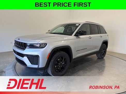 New 2026 Jeep Grand Cherokee Altitude AWD/4WD image 3