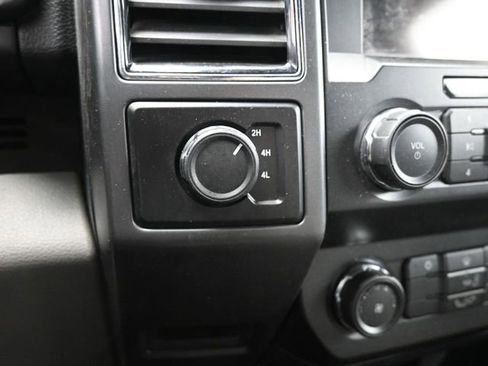 Used 2019 Ford F150 XLT image 15