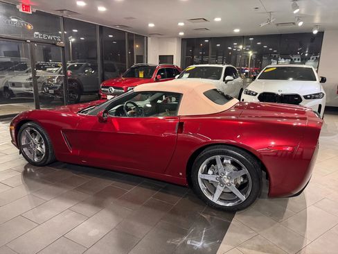 Used 2007 Chevrolet Corvette Convertible w/ Preferred Equipment Group image 9