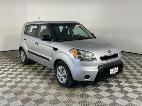Used 2011 Kia Soul FWD image 22