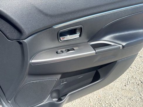 Used 2024 Mitsubishi Outlander Sport SE image 26