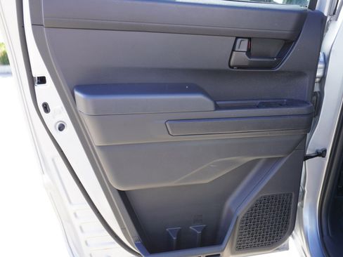 Used 2025 Toyota Tacoma SR5 image 12