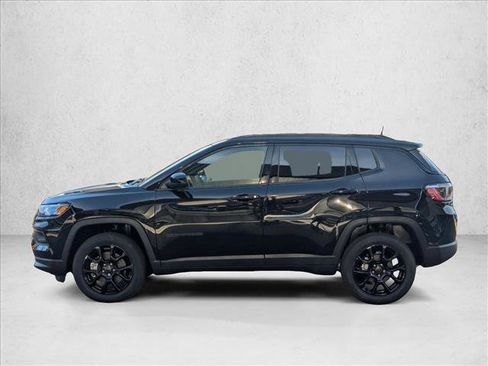 New 2026 Jeep Compass Latitude image 5