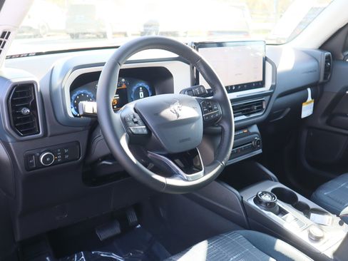 New 2025 Ford Bronco Sport Heritage w/ Convenience Package image 15