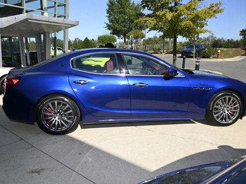 Certified 2022 Maserati Ghibli Modena Q4 image 4