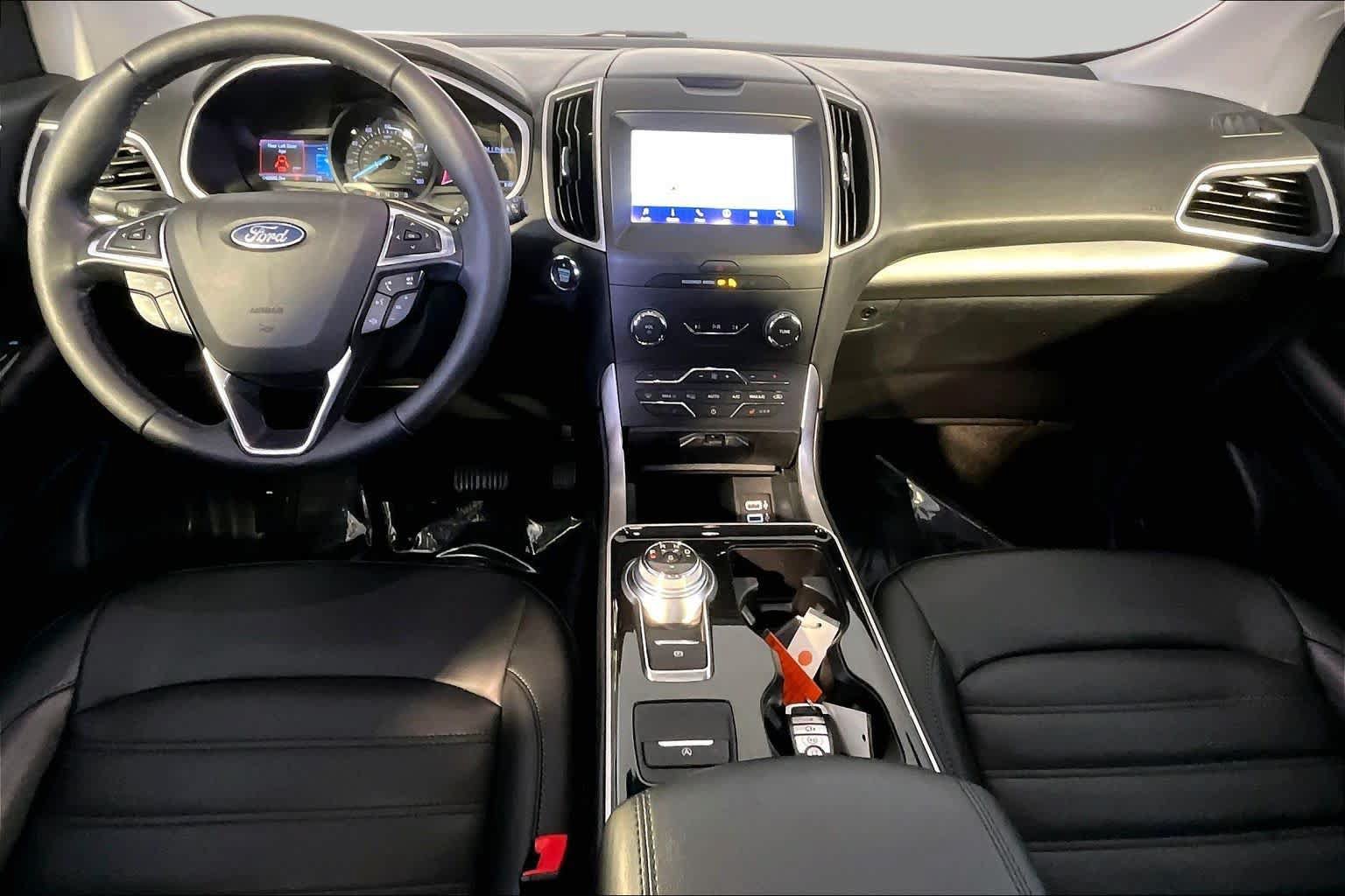 Used 2019 Ford Edge SEL w/ Equipment Group 201A AWD/4WD image 16