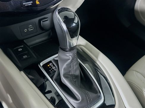 Used 2022 Nissan Rogue Sport SL image 24