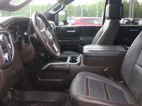 Used 2023 GMC Sierra 2500 Denali AWD/4WD image 17