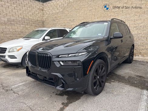 Certified 2025 BMW X7 xDrive40i w/ M Sport Package AWD/4WD image 1