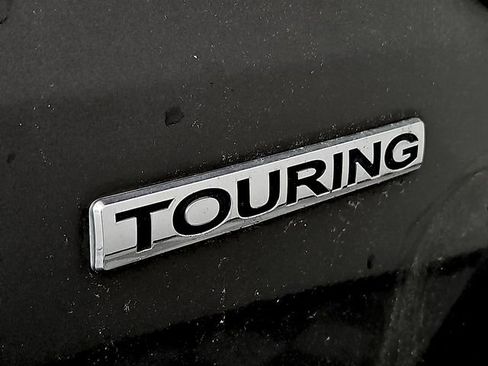 Used 2014 Honda Odyssey Touring Elite image 32