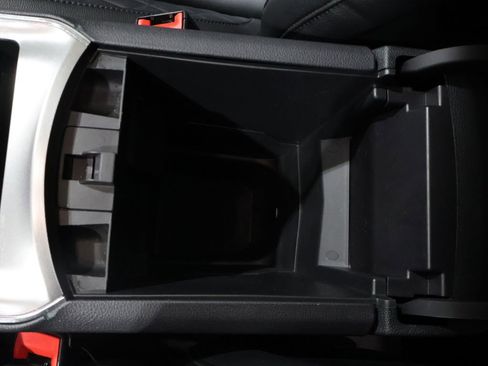 Used 2024 Ford Edge Titanium w/ Equipment Group 301A AWD/4WD image 33