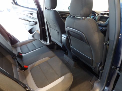 Used 2021 Chevrolet TrailBlazer LS FWD image 19