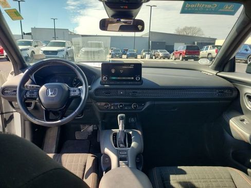 Certified 2023 Honda HR-V Sport image 22