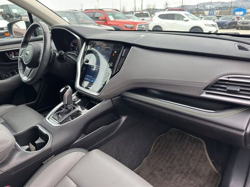 Used 2023 Subaru Outback Onyx Edition image 9