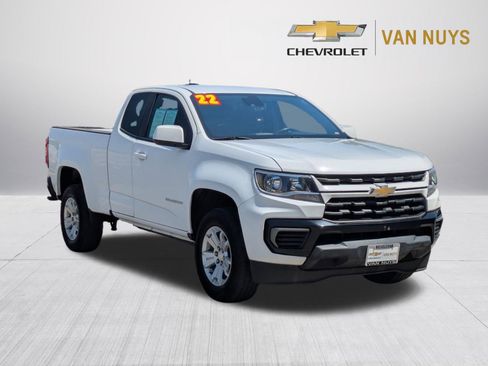 Used 2022 Chevrolet Colorado LT w/ Fleet Safety Package RWD image 3