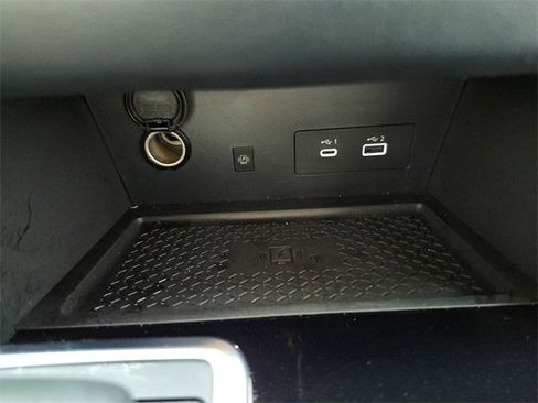 Used 2024 Nissan Pathfinder SL w/ SL Premium Package image 37