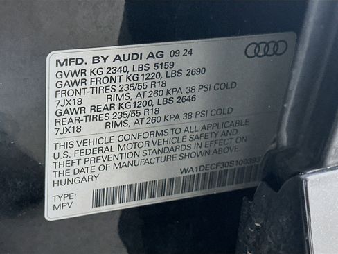 Used 2025 Audi Q3 2.0T Premium image 12