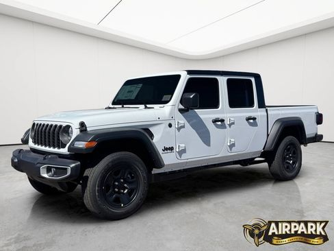 New 2026 Jeep Gladiator Sport AWD/4WD image 8