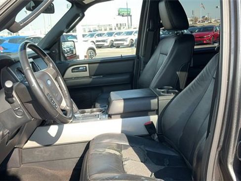 Used 2016 Ford Expedition Limited w/ Equipment Group 301A image 18