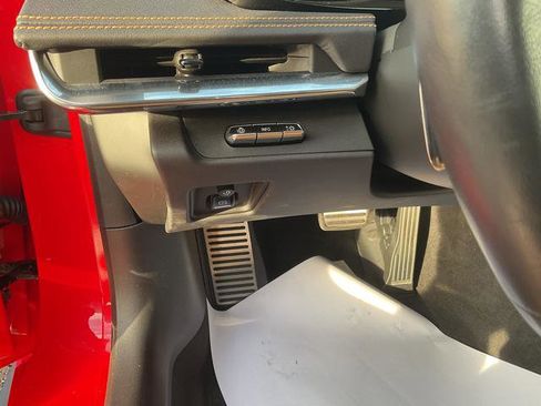 Used 2020 Chevrolet Corvette Stingray 2LT w/ 2LT Preferred Equipment Group image 8