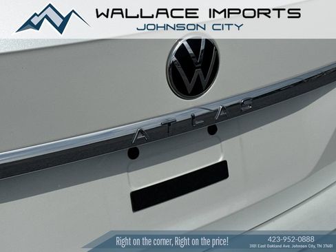 Used 2022 Volkswagen Atlas SEL Premium AWD/4WD image 10