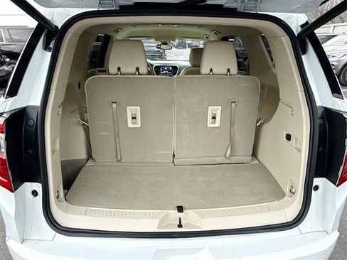 Used 2023 GMC Acadia Denali image 30