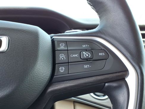 Used 2021 Jeep Grand Cherokee L Limited w/ Trailer Tow Package image 25