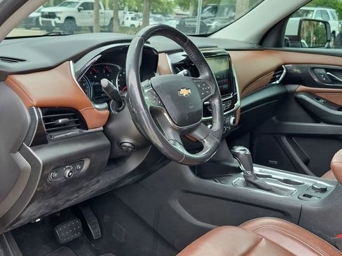 Used 2019 Chevrolet Traverse High Country AWD/4WD image 9
