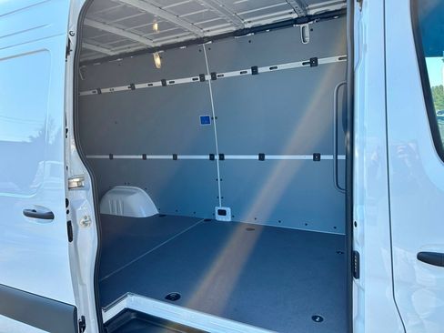 New 2026 Mercedes-Benz Sprinter 2500 image 19