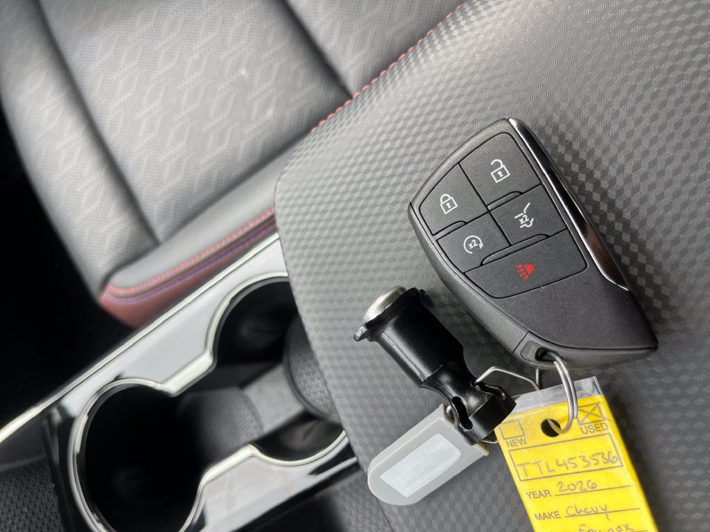 Used 2026 Chevrolet Equinox RS w/ Convenience Package III FWD image 24