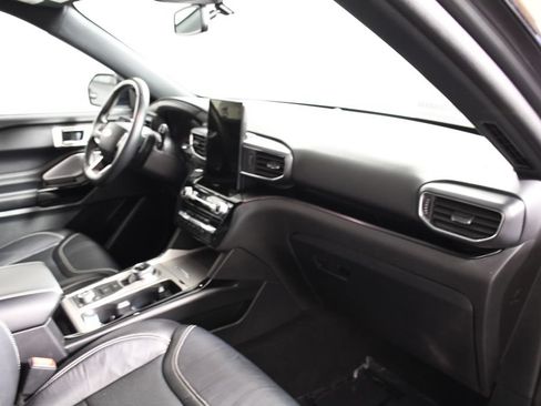 Used 2021 Ford Explorer ST w/ Equipment Group 401A AWD/4WD image 19