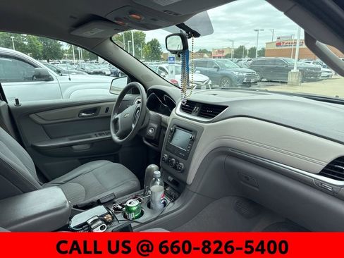 Used 2015 Chevrolet Traverse LS FWD image 5