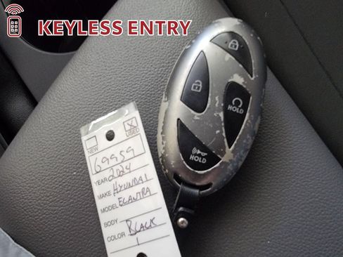 Used 2024 Hyundai Elantra SEL FWD image 30