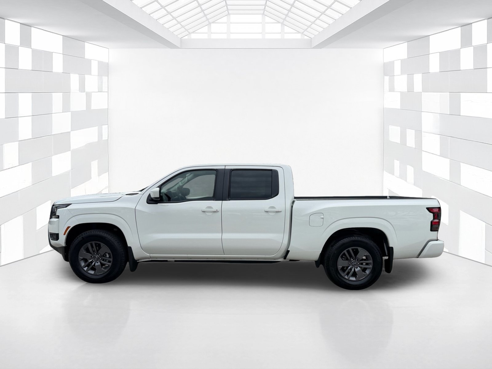 Certified 2026 Nissan Frontier SV w/ All-Weather Content Package RWD image 4