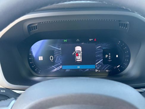 New 2026 Volvo XC60 B5 Plus w/ Climate Package image 28