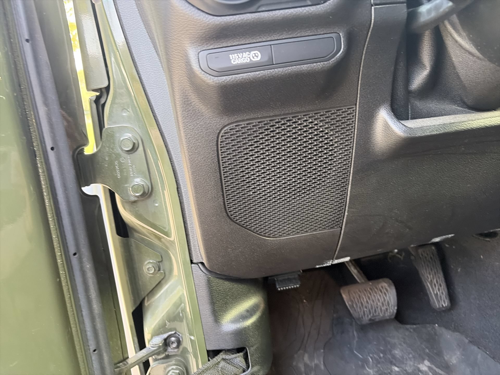 Used 2021 Jeep Gladiator Mojave AWD/4WD image 26