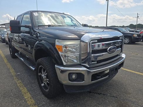 Used 2011 Ford F250 Lariat w/ Lariat Interior Pkg AWD/4WD image 3