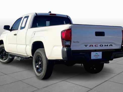 Certified 2022 Toyota Tacoma SR image 11