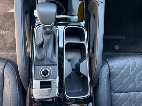 Used 2025 Kia Telluride EX X-Line image 16