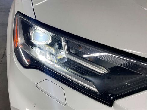 Used 2023 Audi Q7 3.0T Prestige w/ Prestige Package image 27