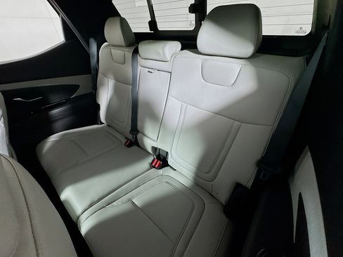 Used 2025 Hyundai Santa Cruz SEL image 22