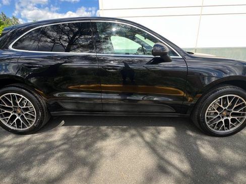 Used 2016 Porsche Macan S AWD/4WD image 24
